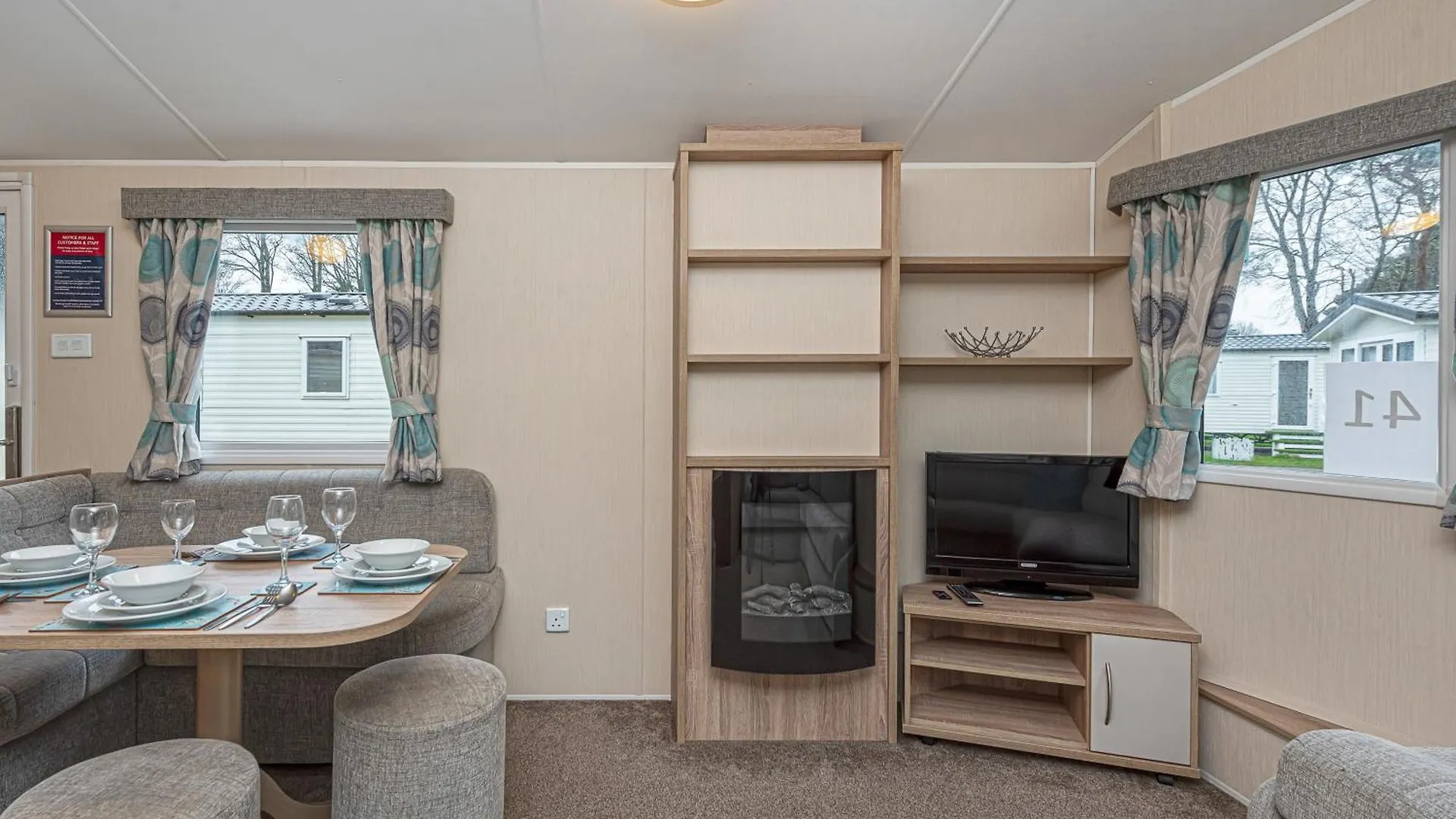Lyons Manor House Holiday park *