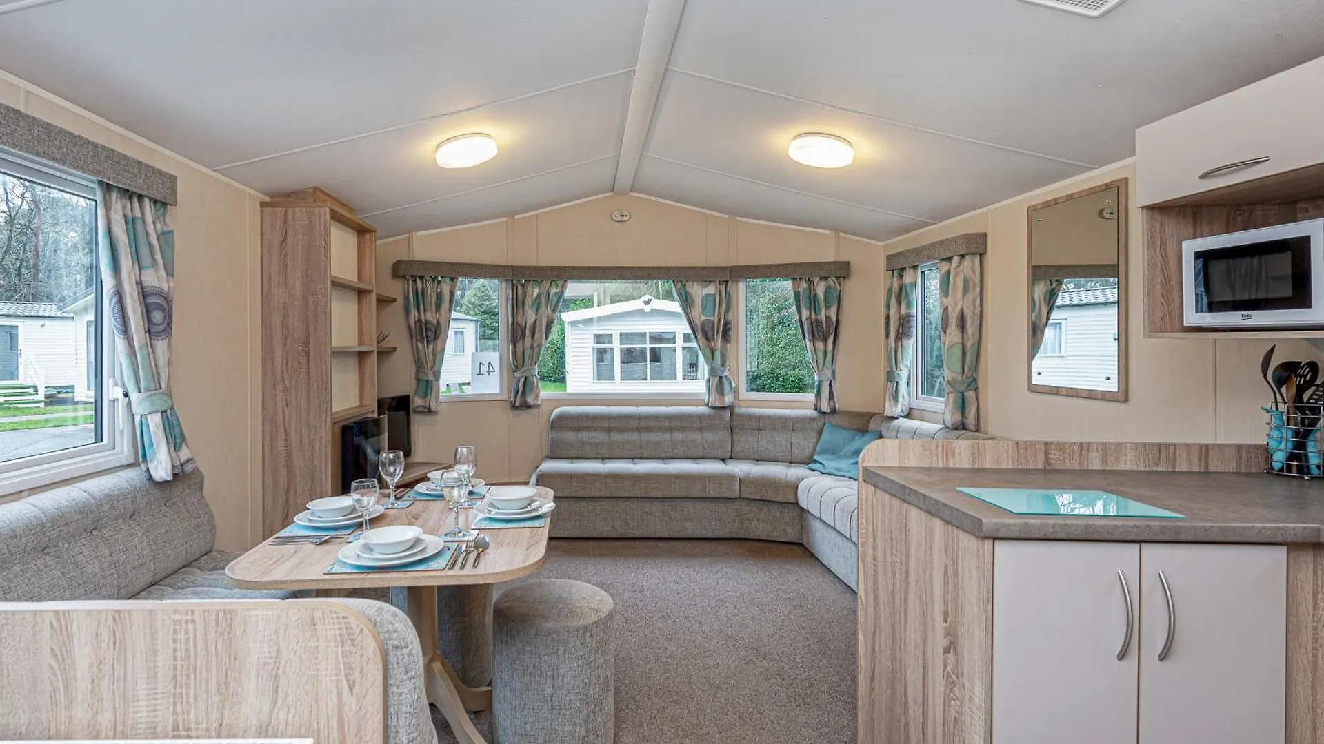 Lyons Manor House Holiday park *