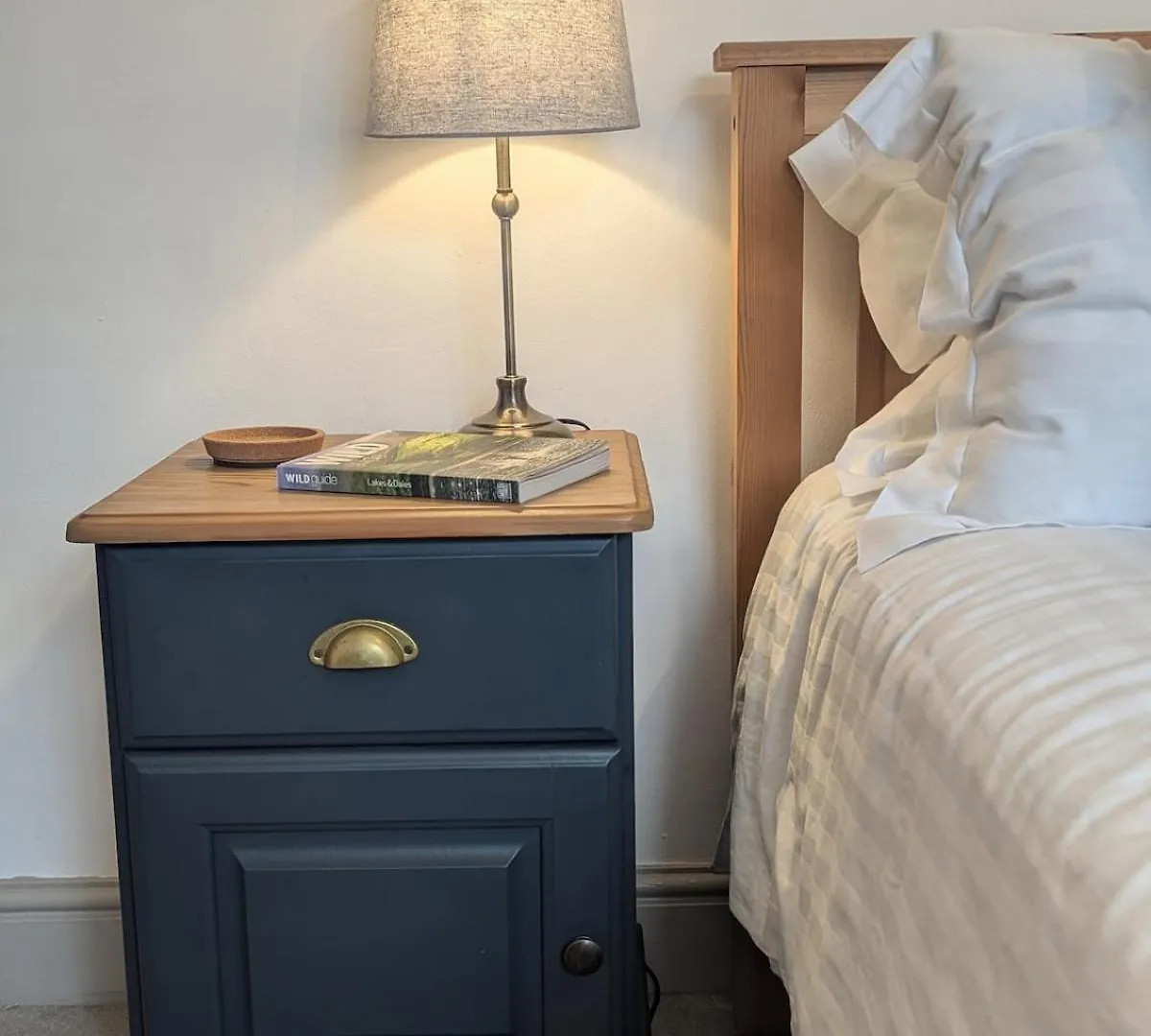 Kendal With Fireplace - Couples' Retreat Holiday home