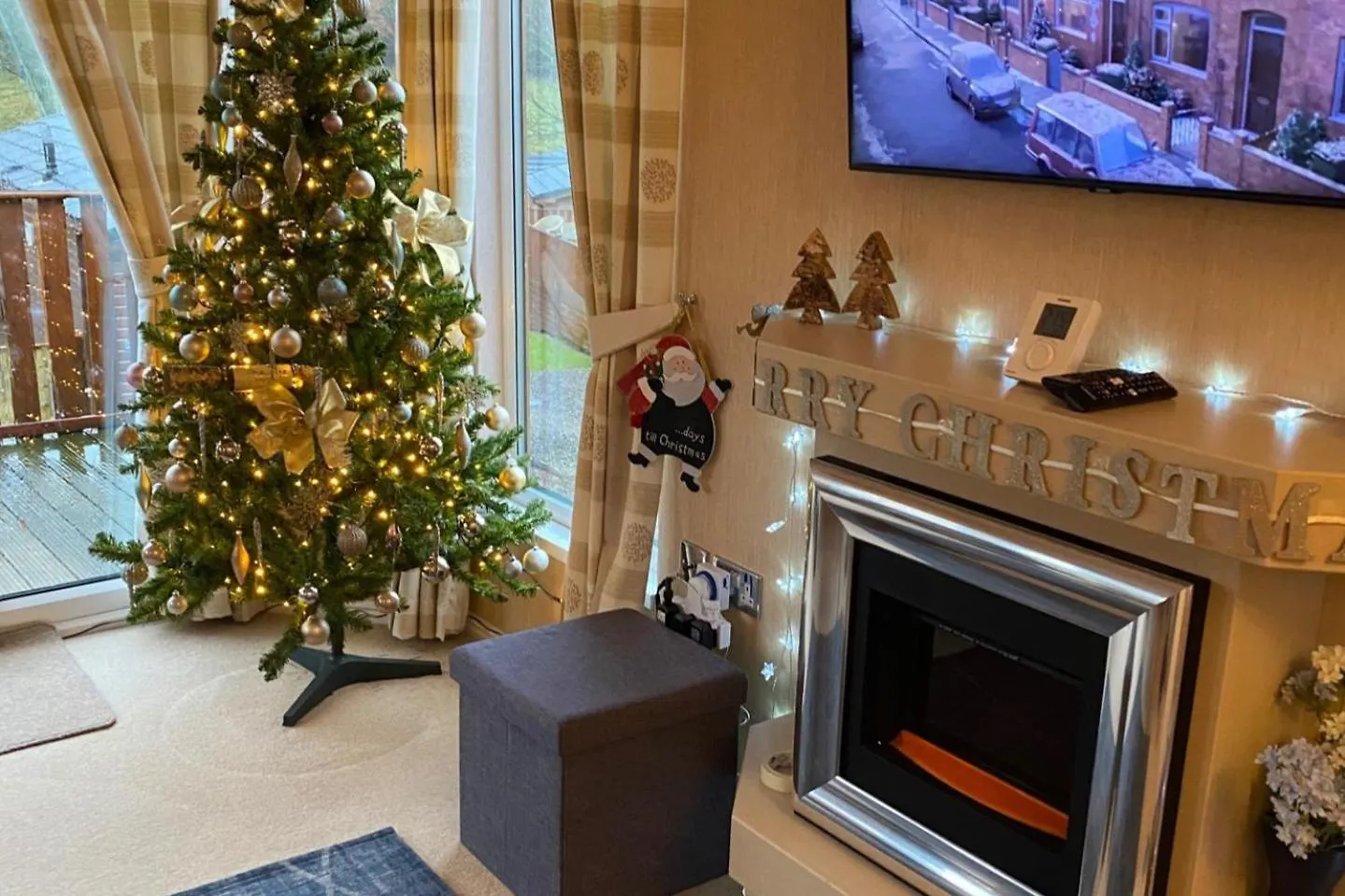 2br-lodge-sleeps4-valleyview-petfriendly *