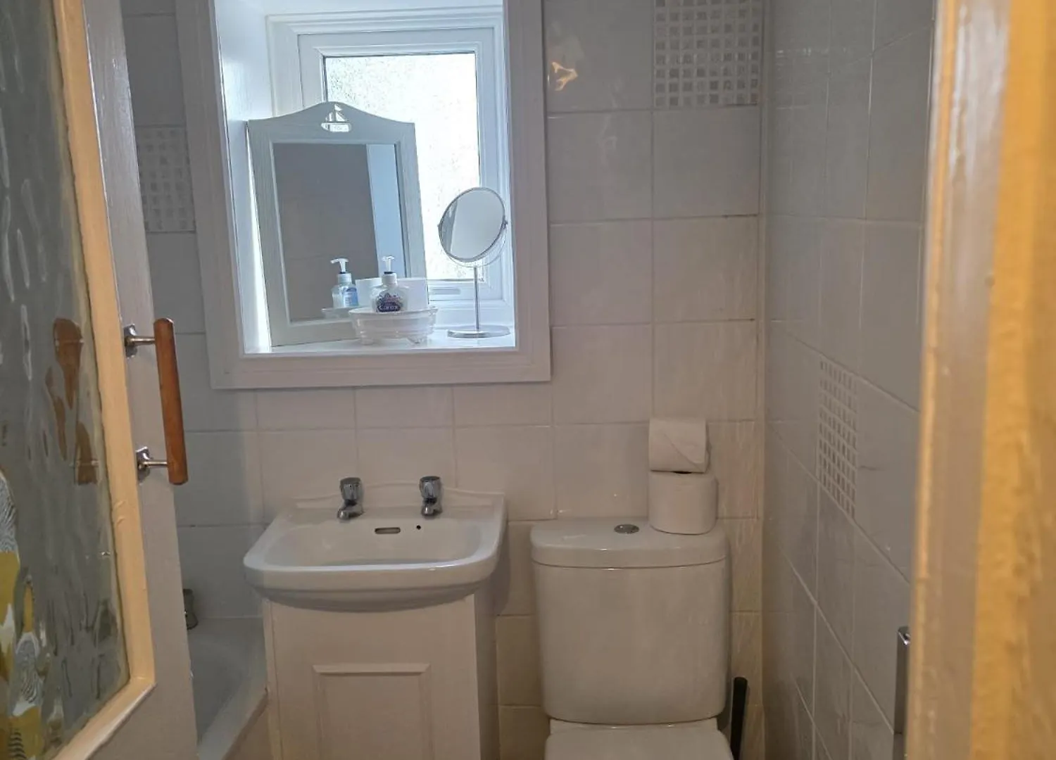 Cute In Historic 12miles From M6 Holiday home *