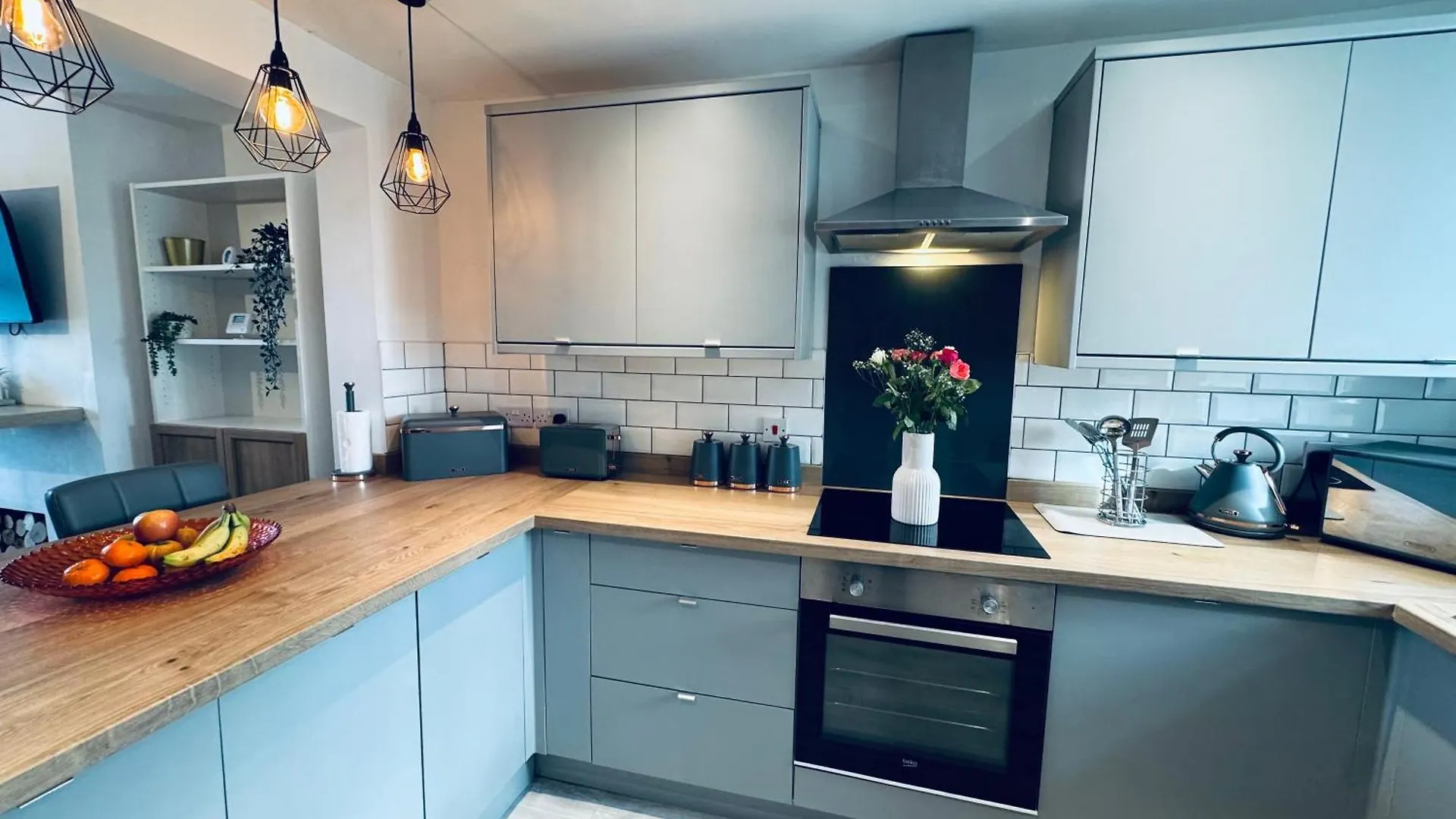 Keekle - 2 Bedrooms *