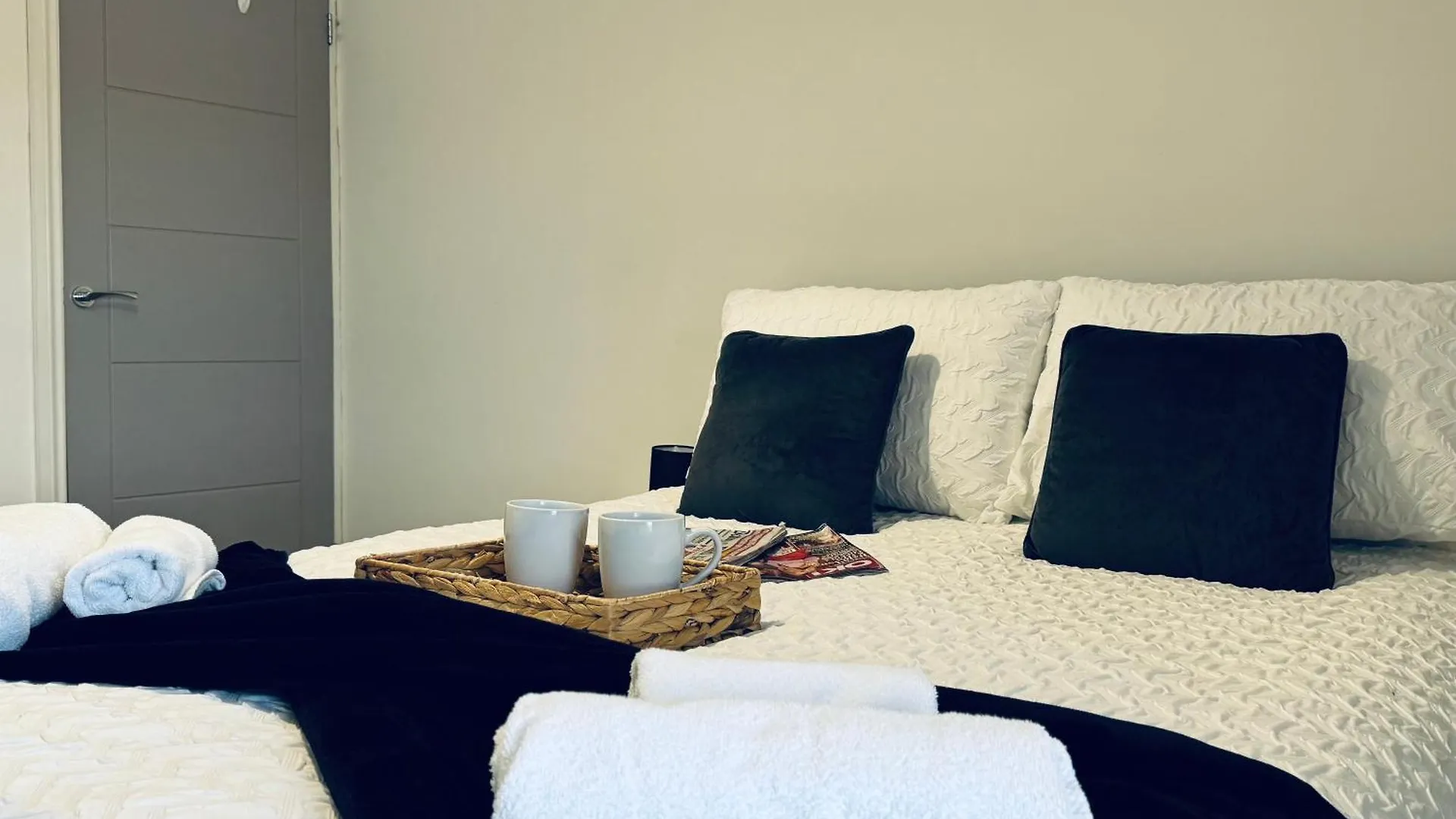 Keekle - 2 Bedrooms