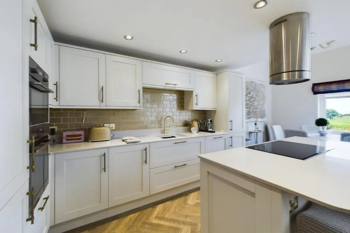 Beech Meadow-home From Luxury Holiday home