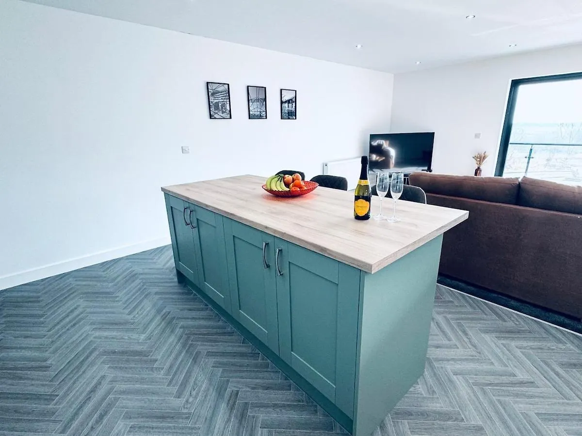 Oaktree Holiday home *