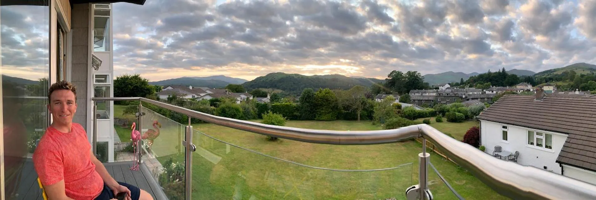 Rainbow Retreat With Stunning Panoramic Views *