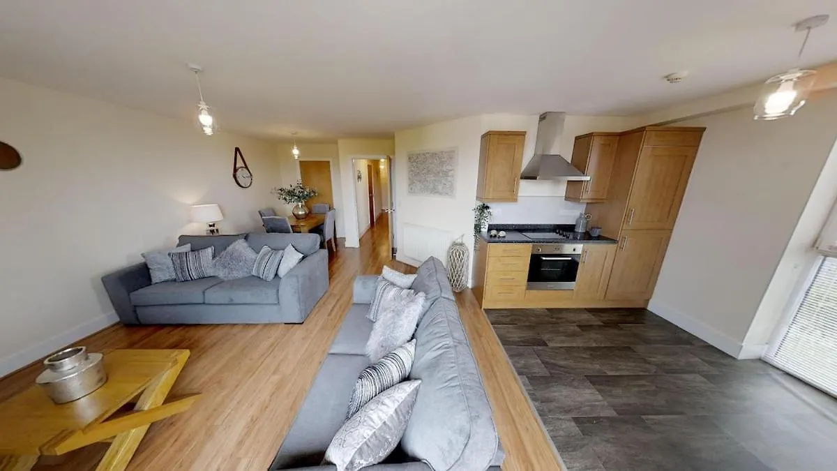 Apartament Lovely Furnished 2 *