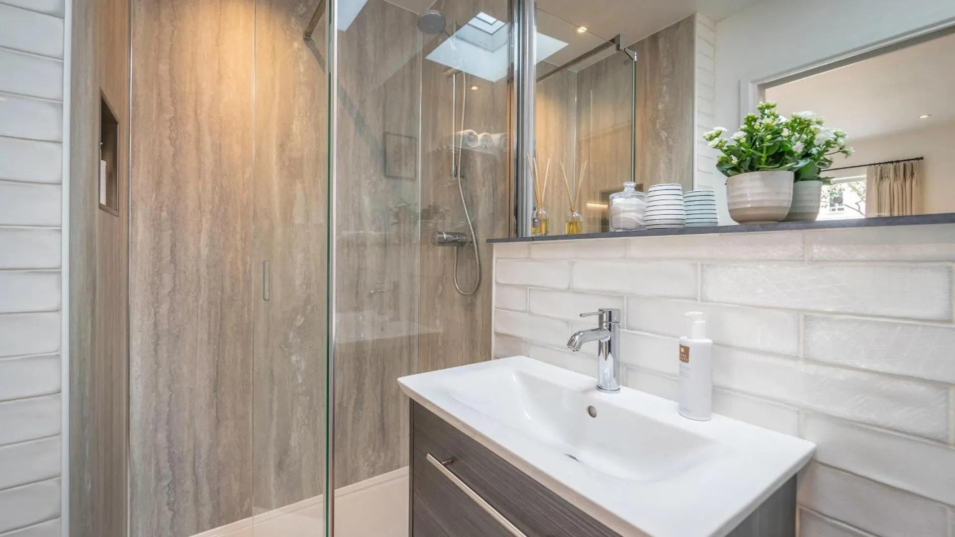 דירה The Garden - 1 Bedroom Annex In