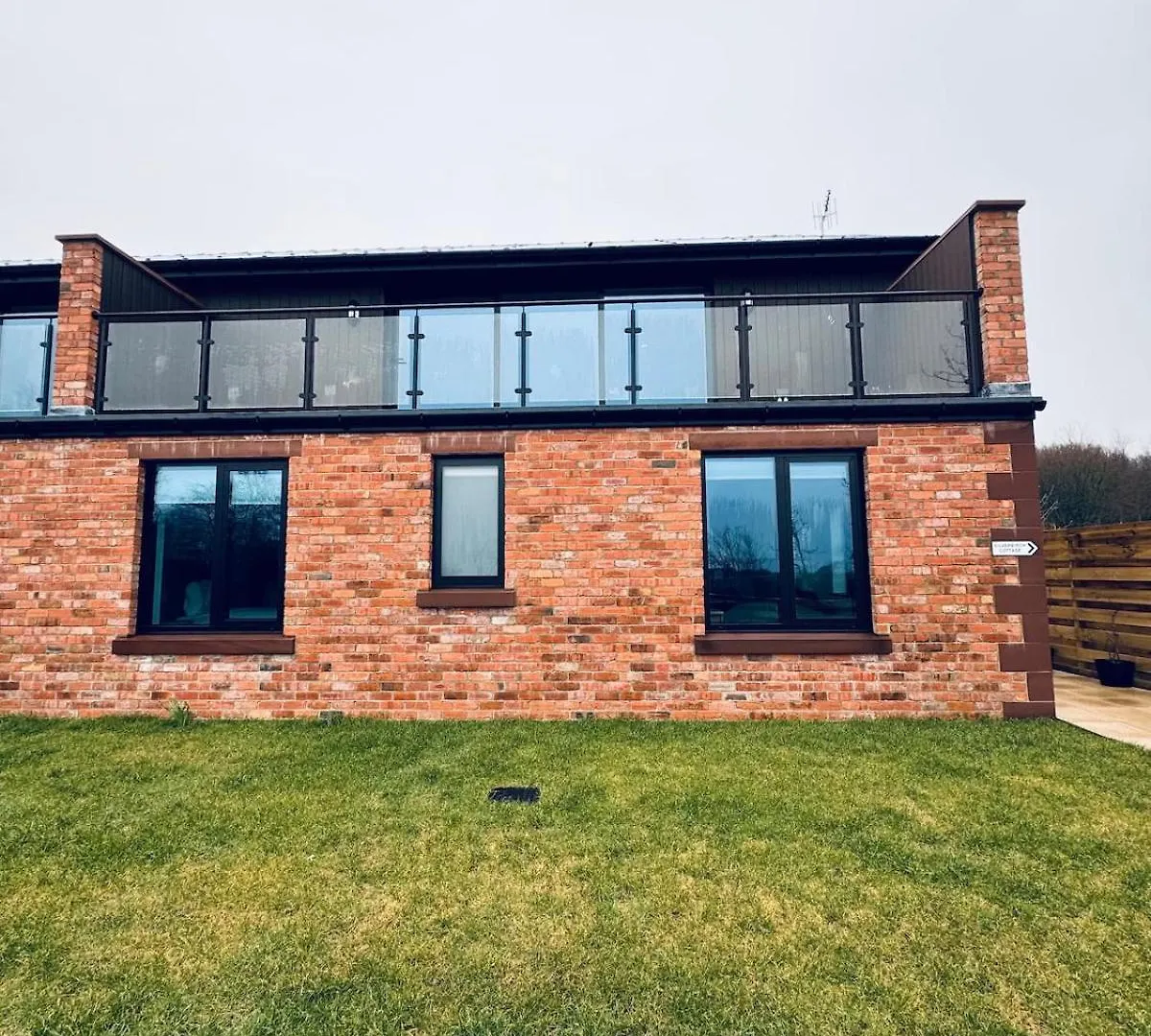 Silverbirch - 3 Bedrooms *
