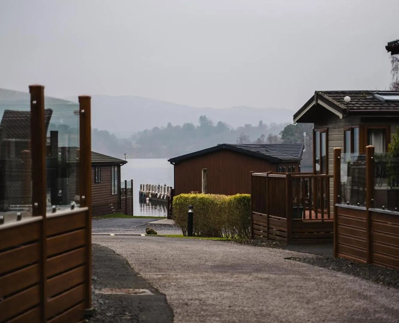 Daire Beautiful 3bed Caravan On Windermere - On White Cross Bay *