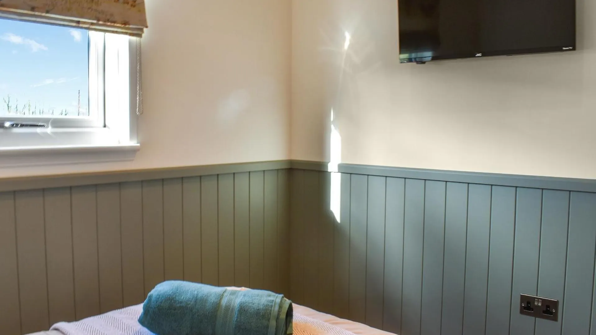 Meadows View Shepherds Hut
