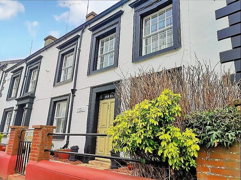 Holiday home Duke's House, - Stunning Large - Town Centre On Your Doorstep - 5 Bedrooms & Sun Trap Garden - District *