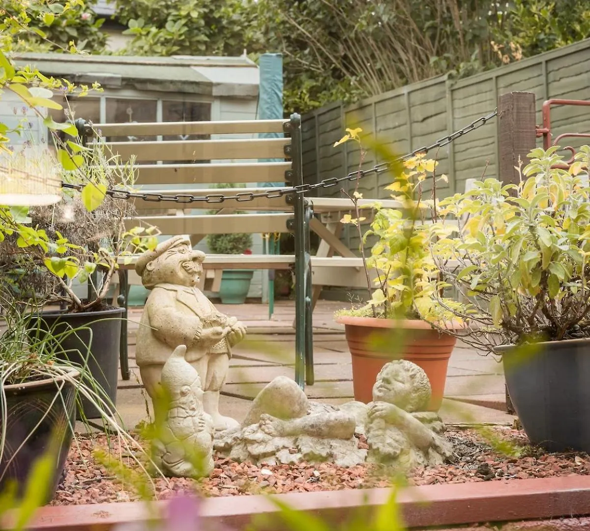 Duke's House, - Stunning Large - Town Centre On Your Doorstep - 5 Bedrooms & Sun Trap Garden - District