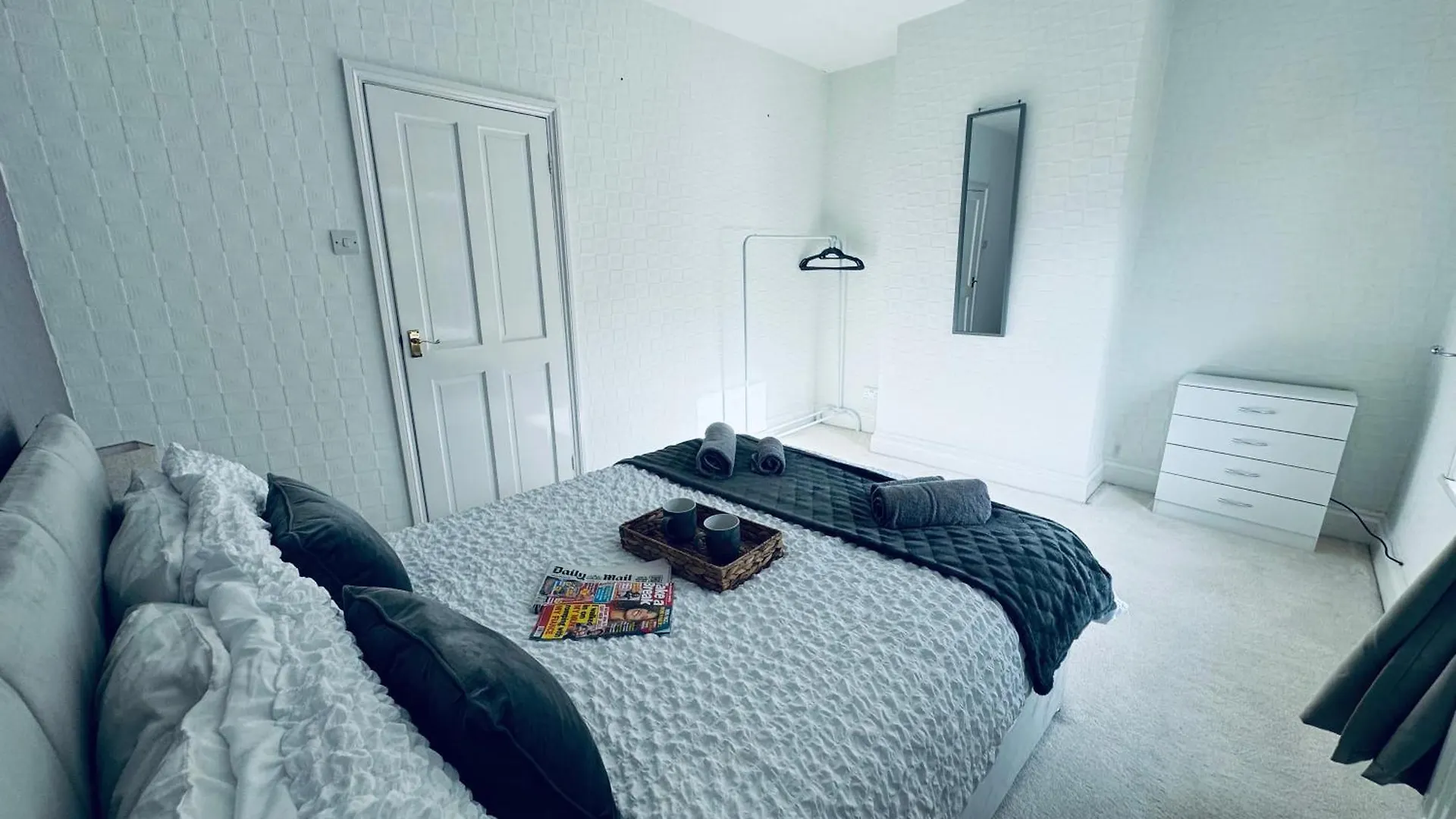 公寓 Cumberland House-2 Bed House 沃金顿