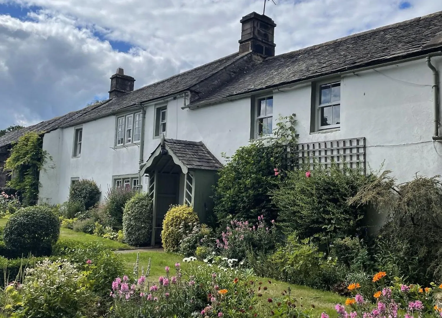 On A Dairy And Sheep Farm Nr Ullswater Bed & Breakfast *