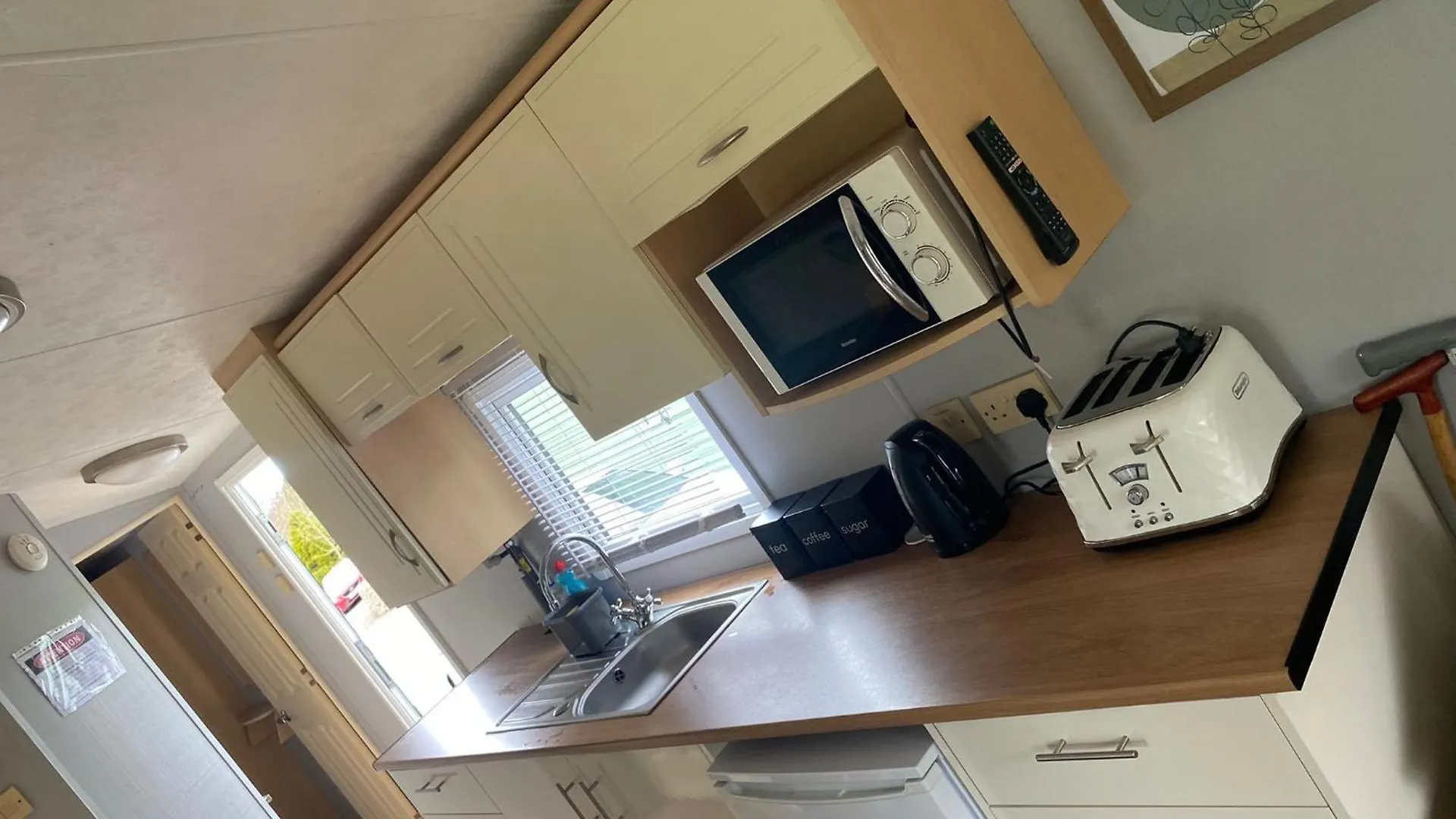Inglenook Caravan *