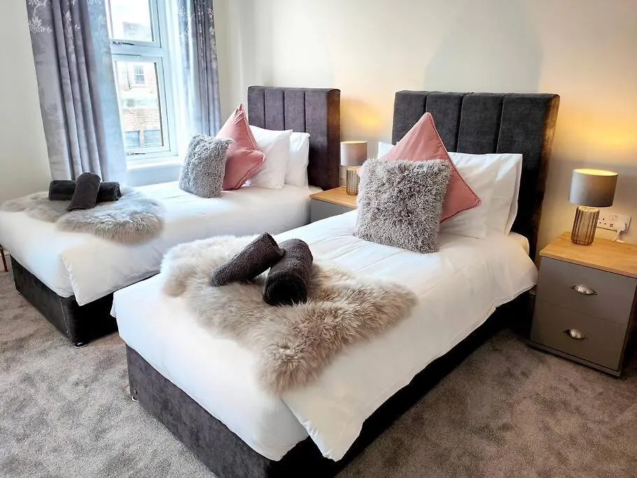 Carvetii - Anne House 3 - Triple Bed First Flr En-suite Daire