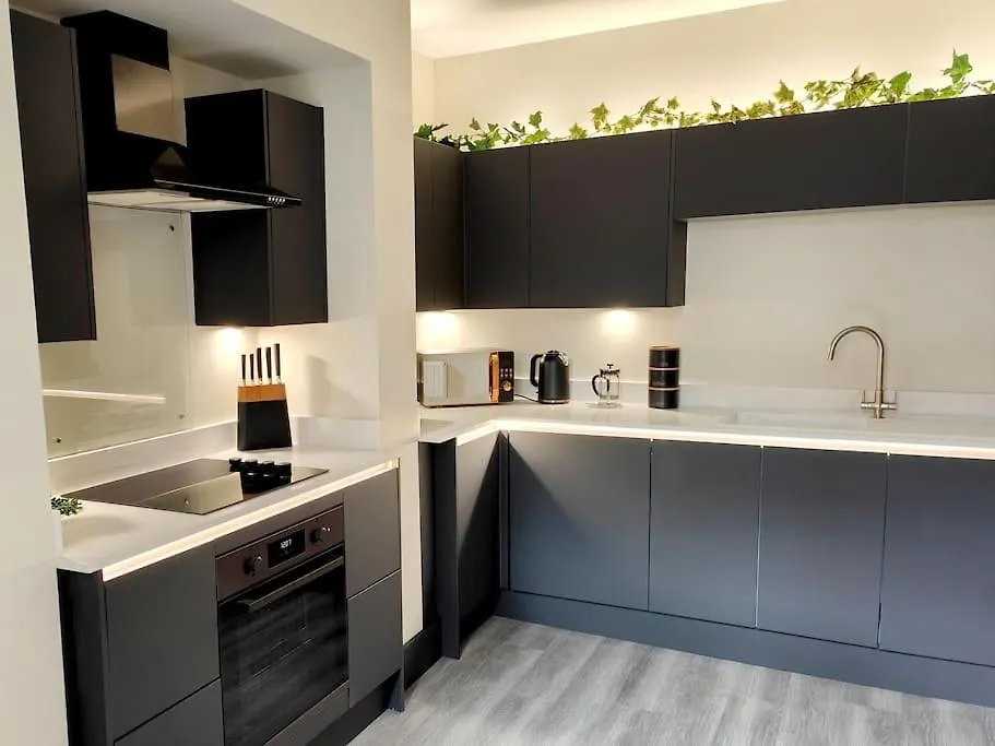 Carvetii - Anne House 3 - Triple Bed First Flr En-suite Daire *