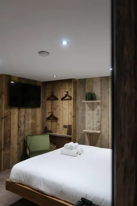 Apartament Quirky Retreats - The Hidden Retreat *