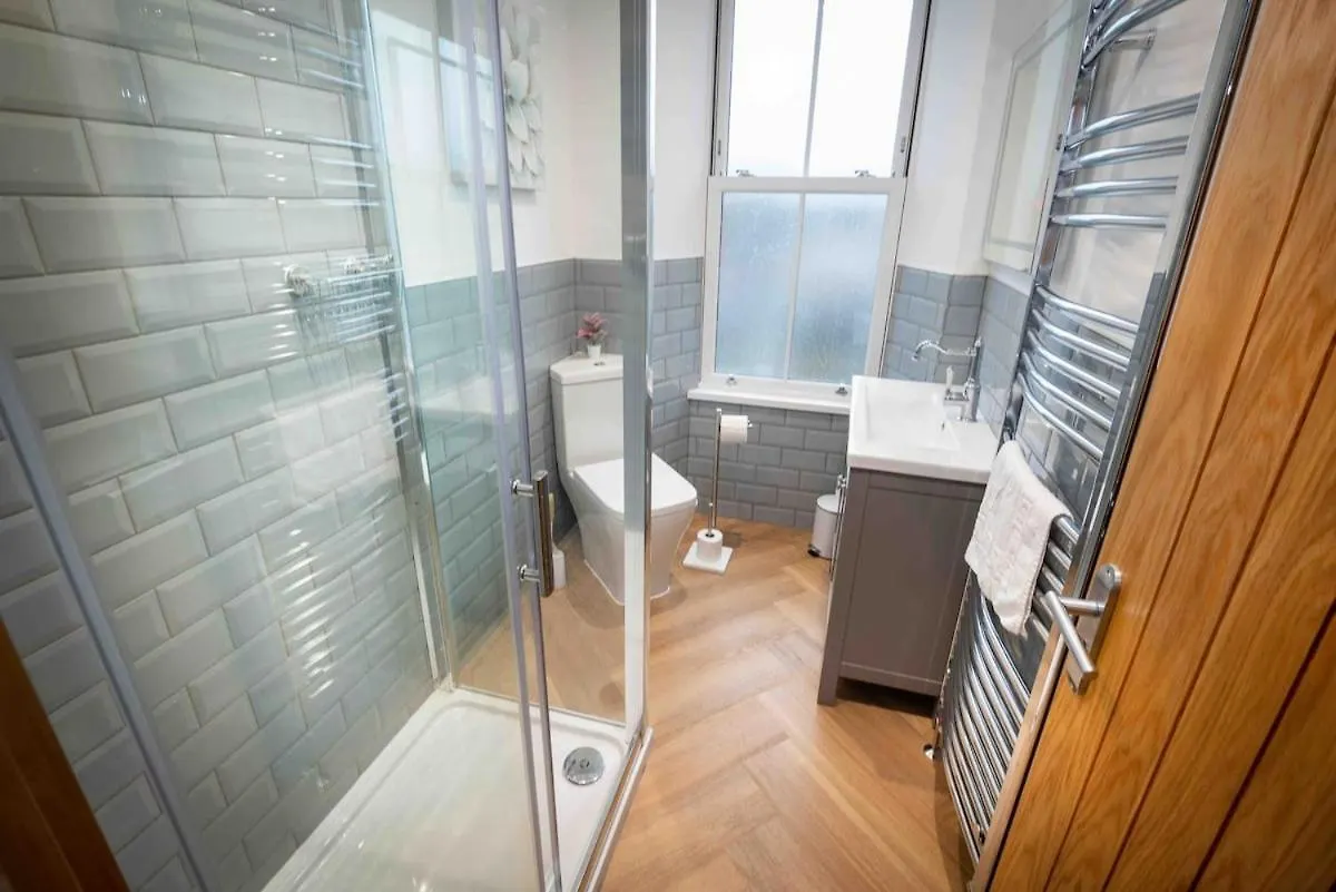 Holiday home Luxury Pet Friendly 3 Bedroom With Copper Bath Bowness-on-Windermere
