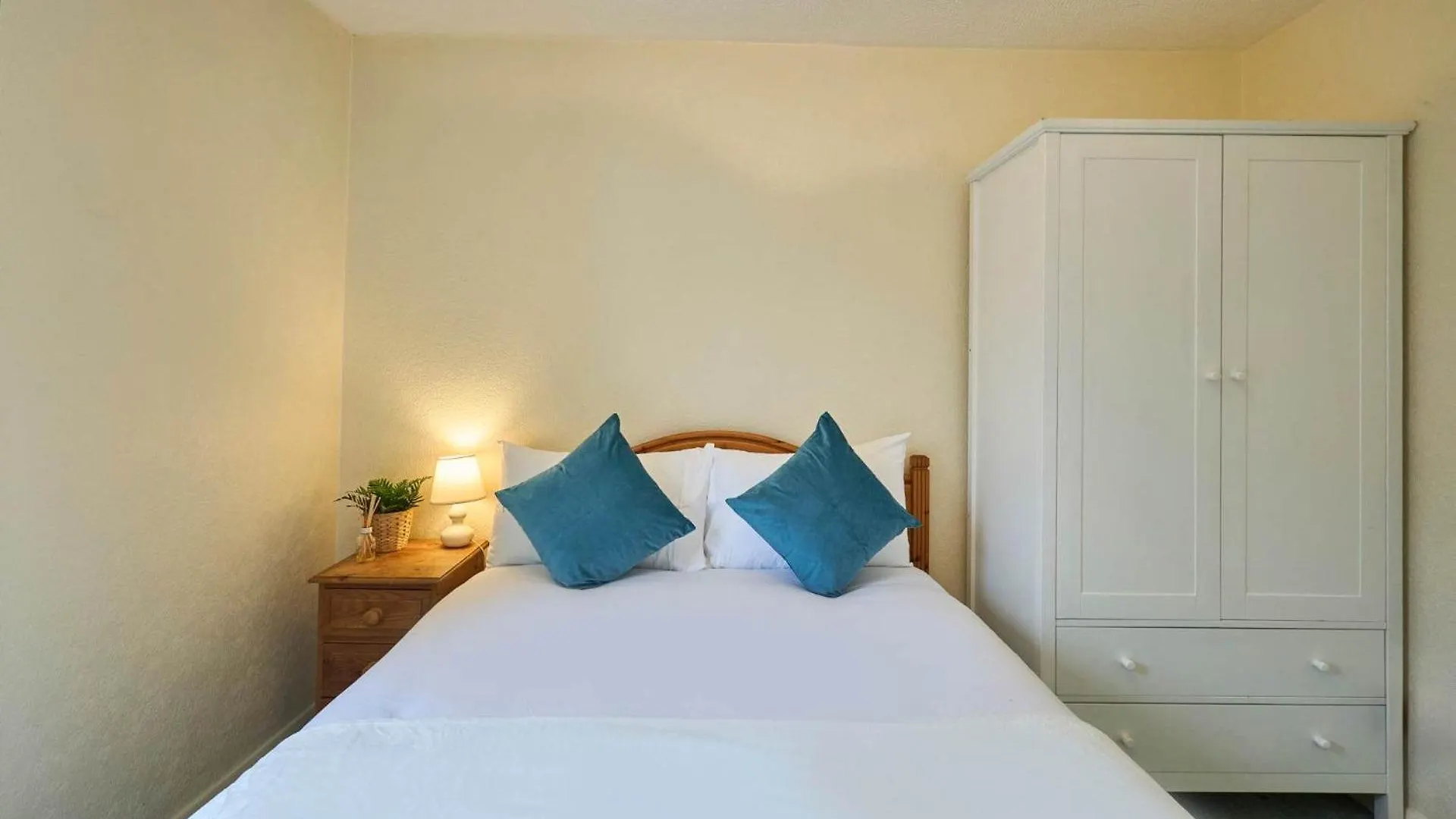 Host & - Trinity Way Holiday home