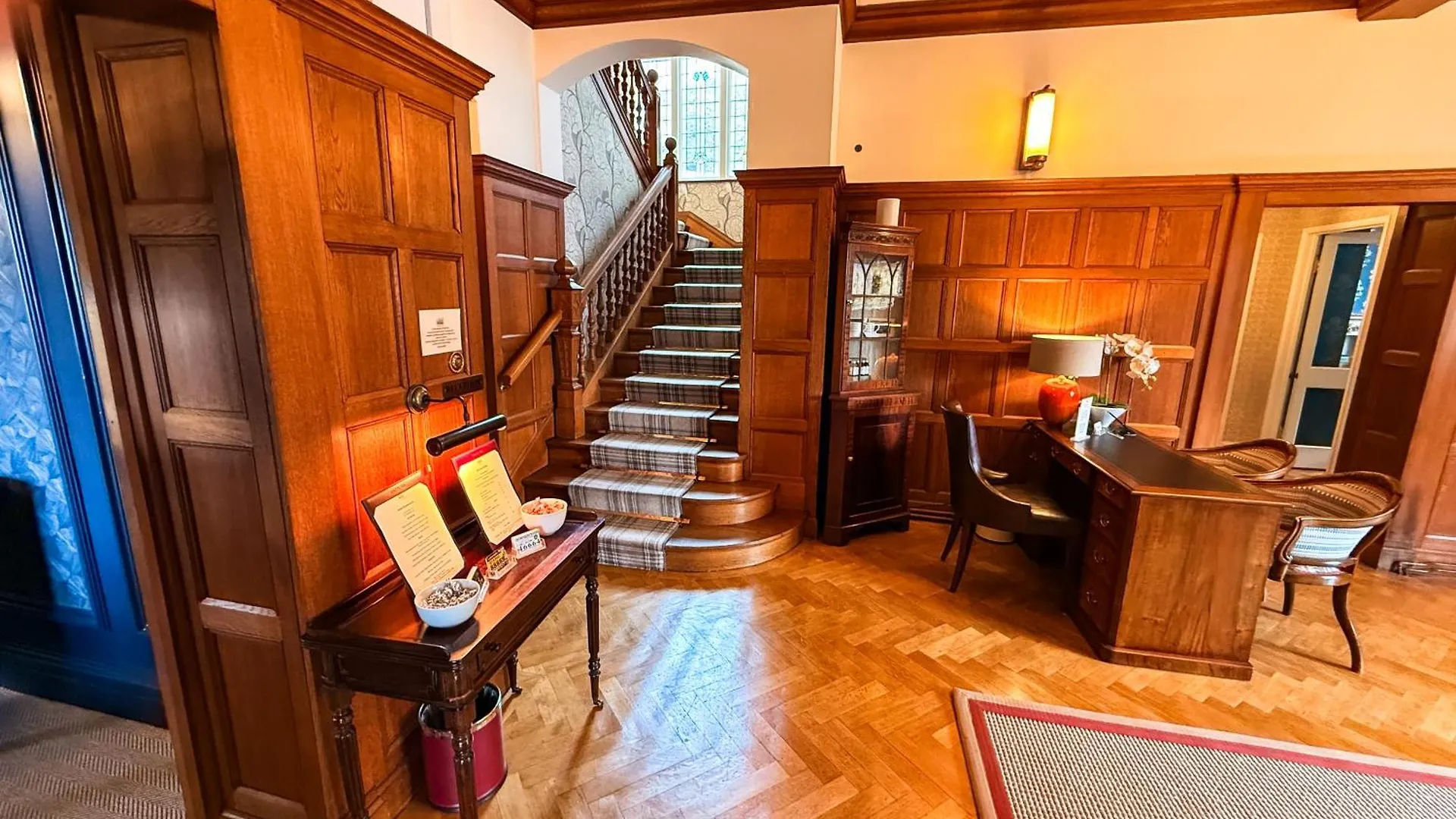 Lindeth Fell Hotel 5*