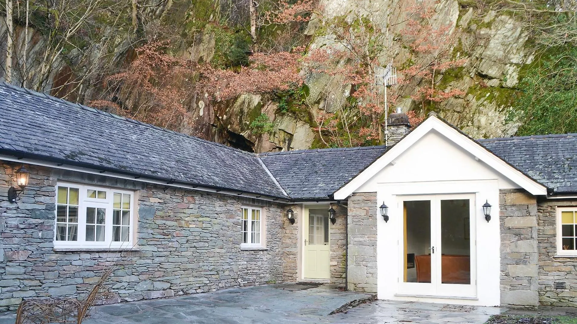 Holiday home The Coach House *