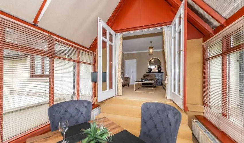 Garden Apartment, Holiday home