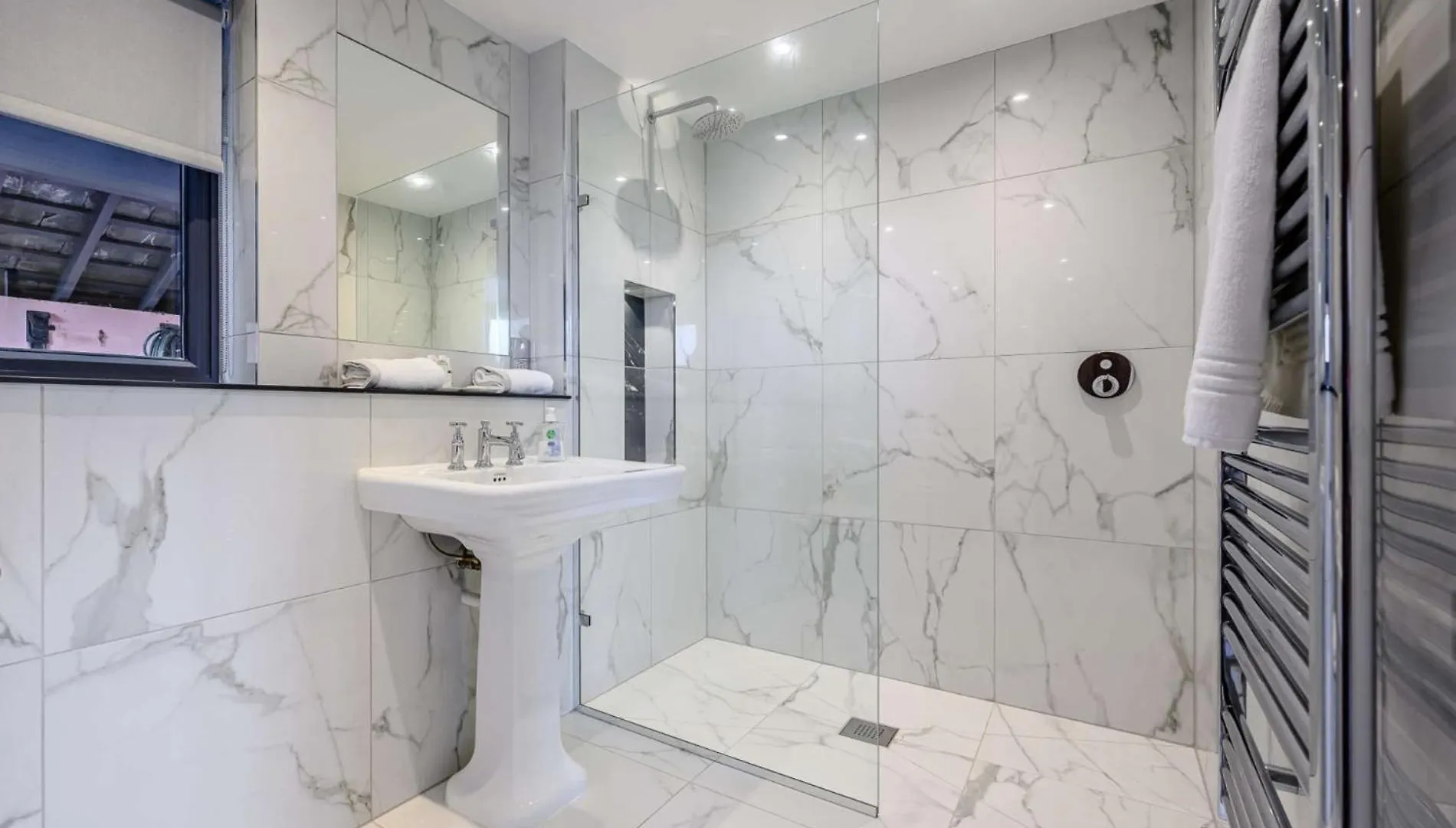 6 Bed In 78674 Vakantiehuis