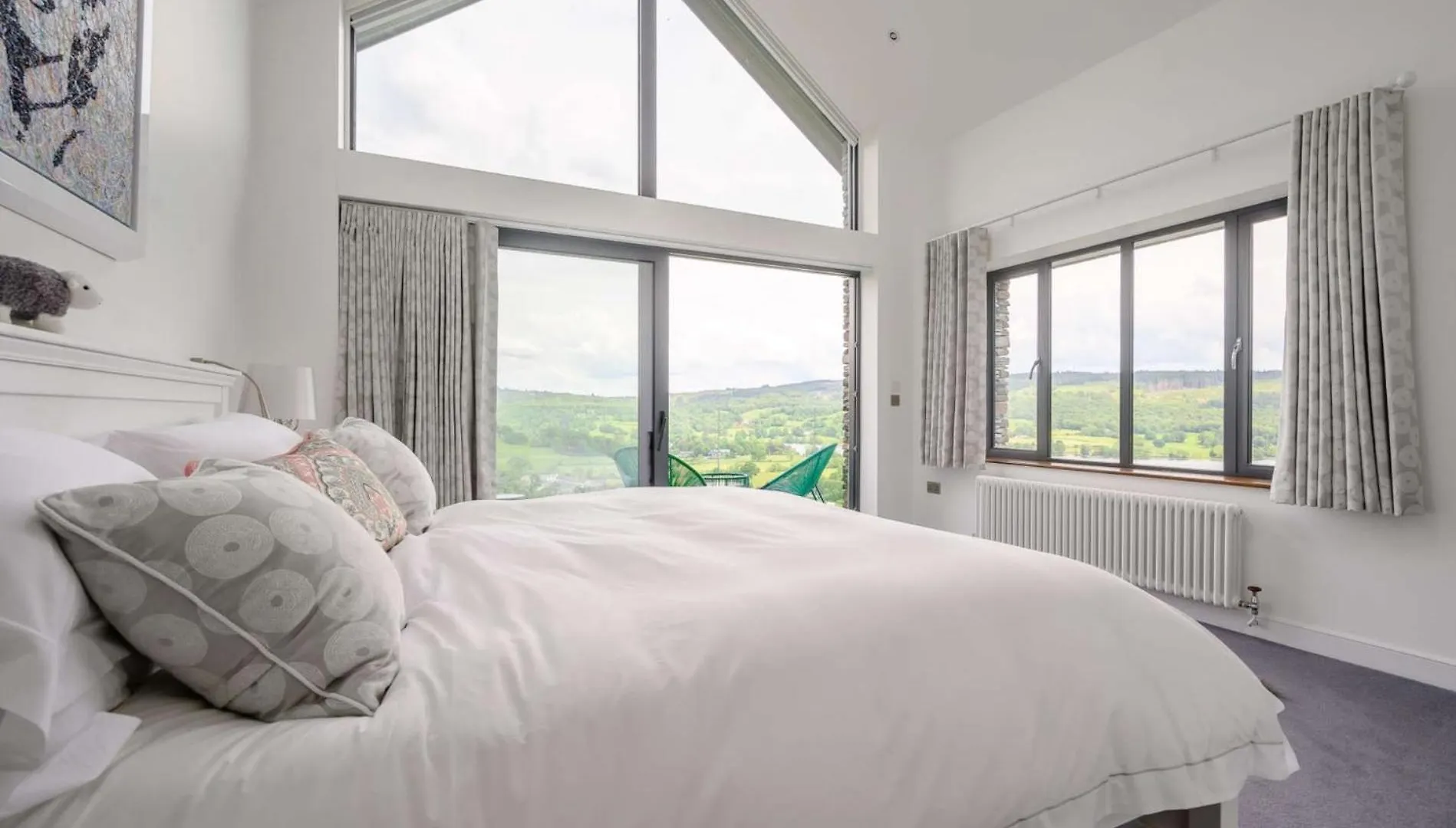 6 Bed In 78674