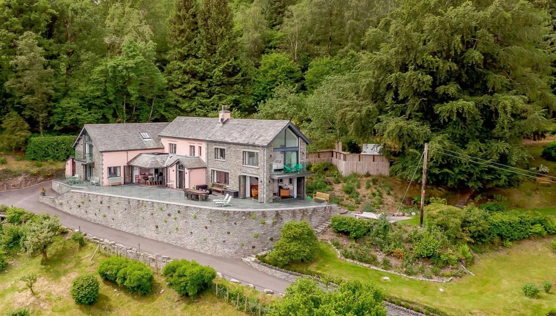 6 Bed In 78674 * Coniston