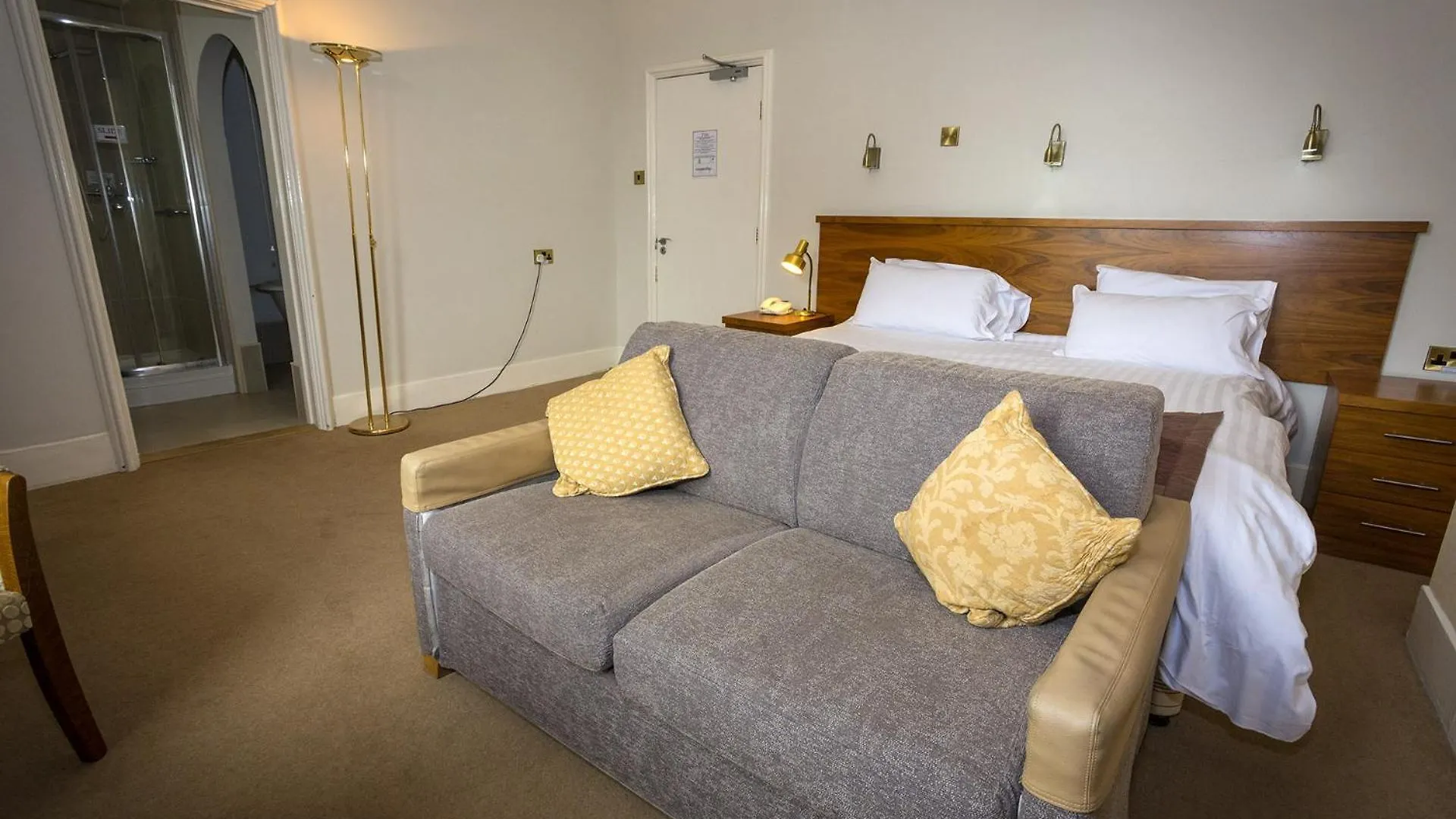 The Golf Hotel 3*
