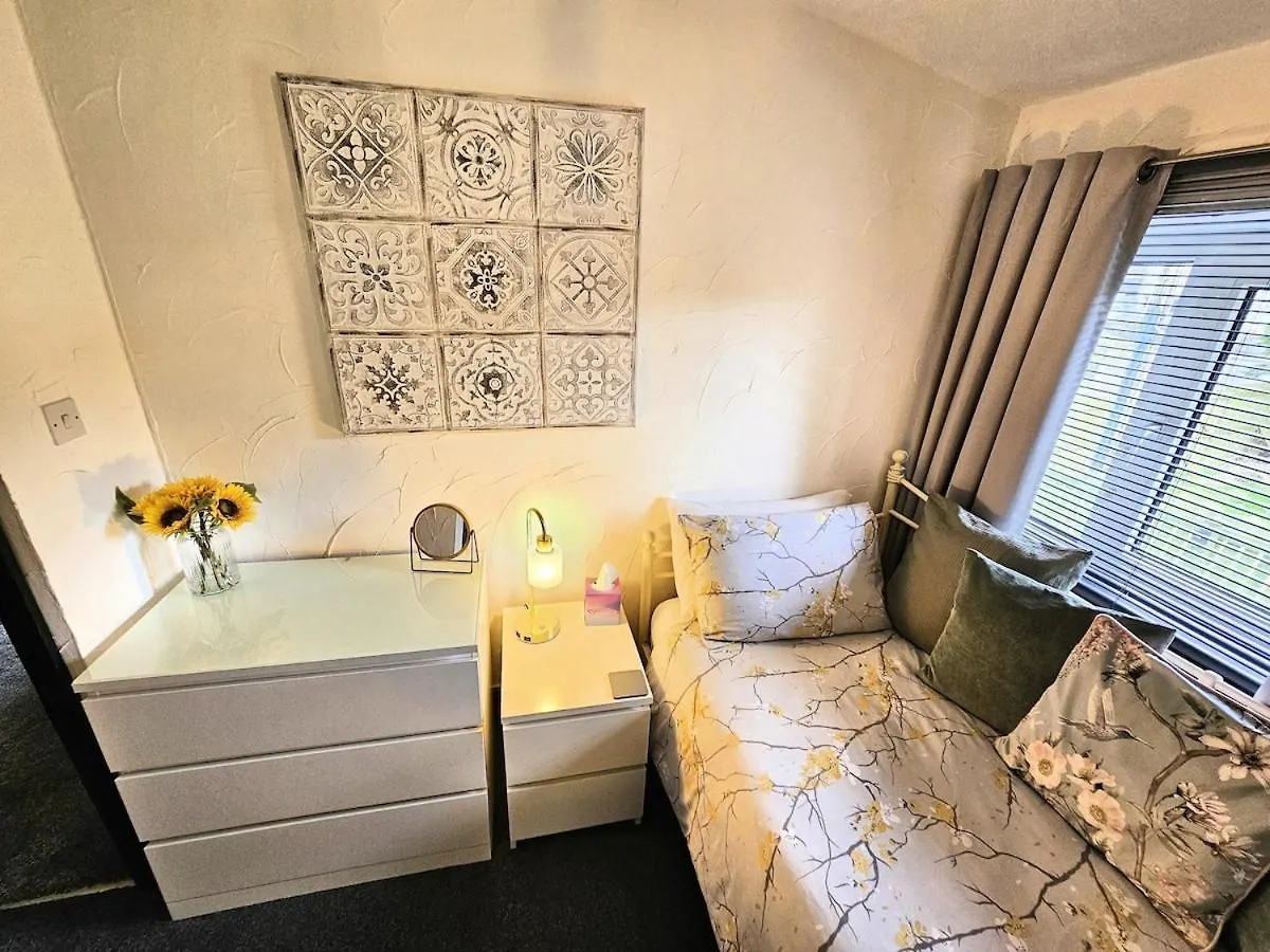 Leaf Tree Cottage, Close To Coast, Lakes And Fells