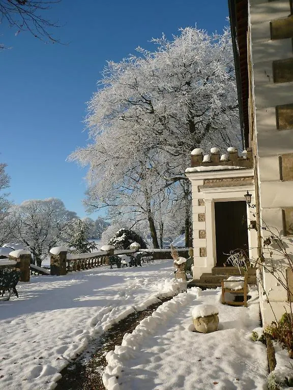 Brownber Hall Country house *