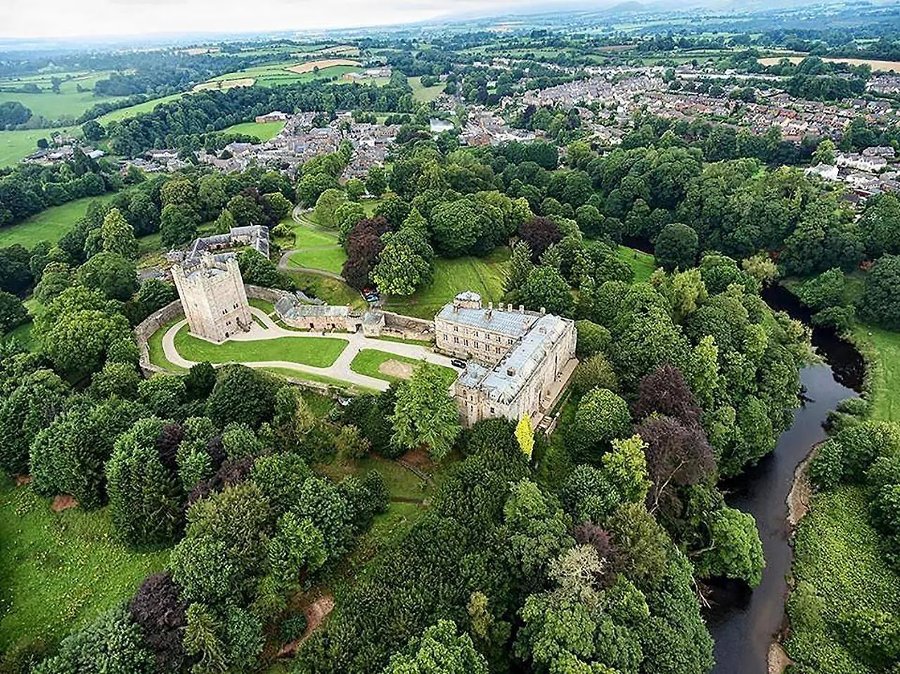 Castle Hotel