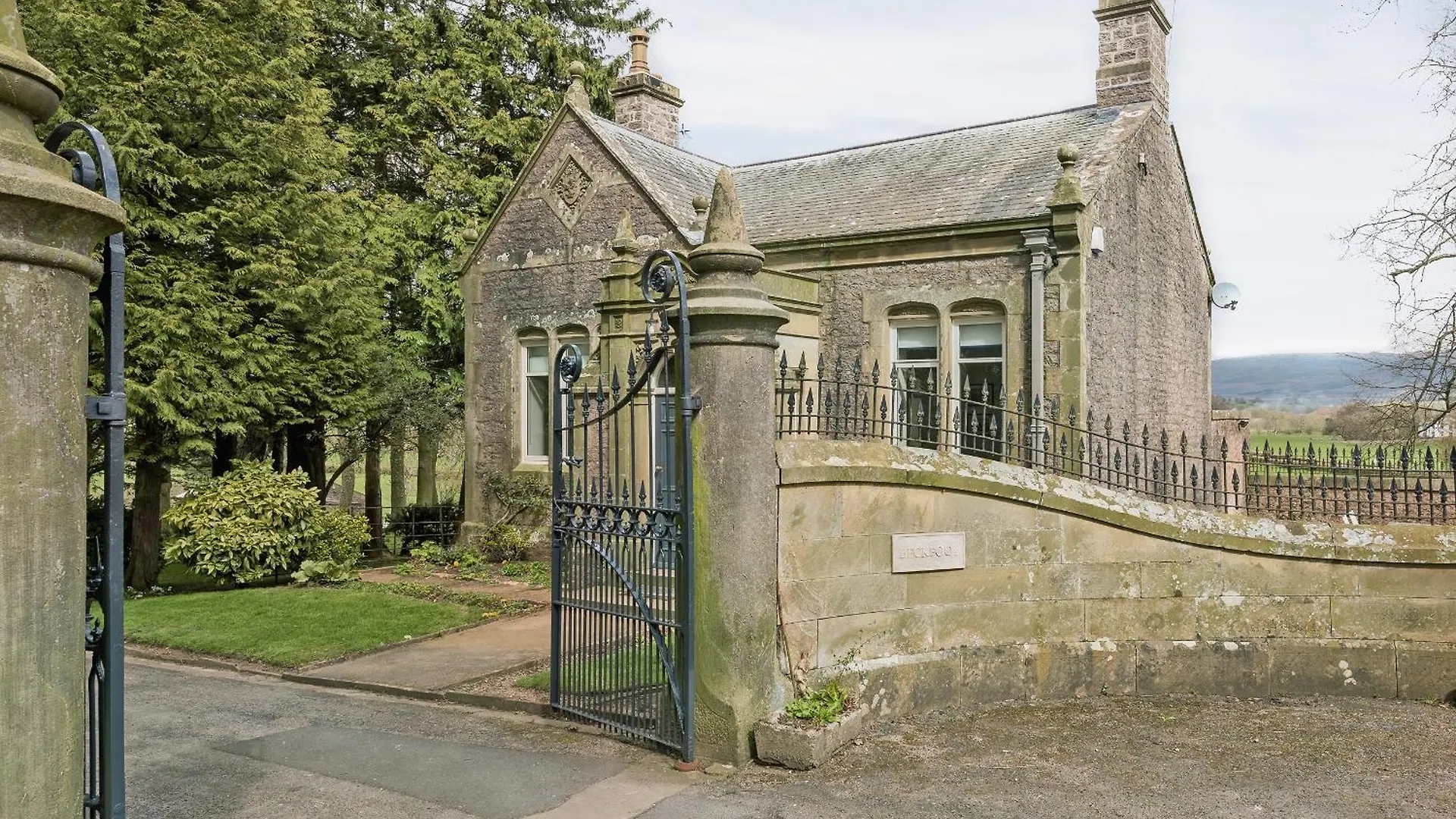 The Gatehouse Beckfoot Hall Holiday home *