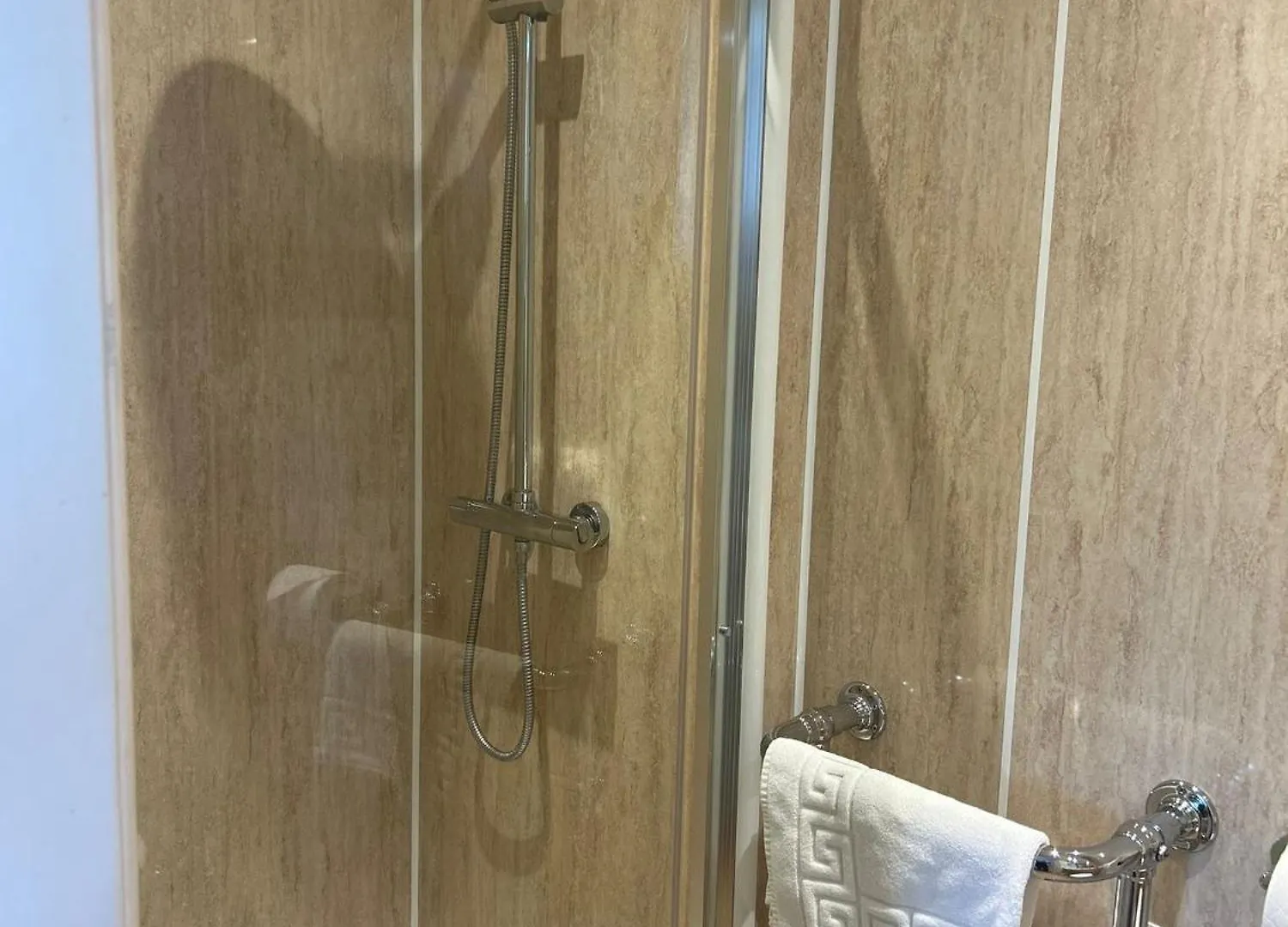Moresby Hall 5* وايتهيفين