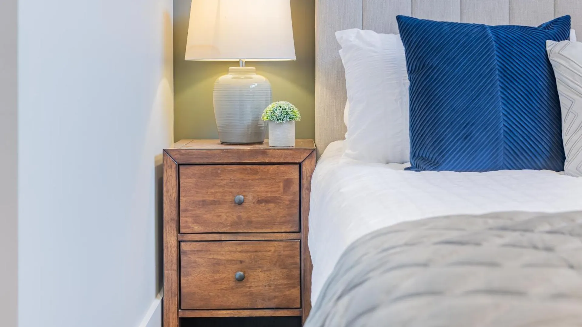 The Cosy Loft, Pet Friendly In Apartment *