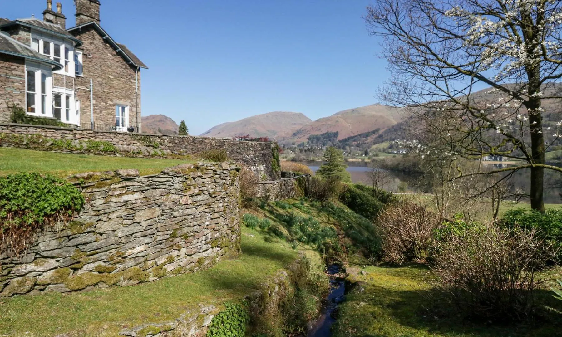 Huntingstile South Holiday home