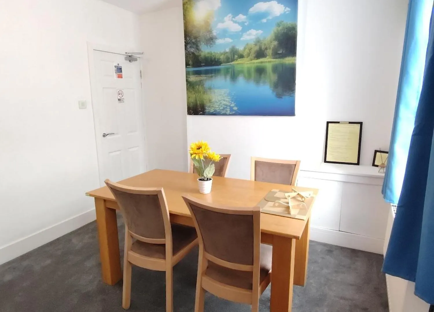Holiday home Lucky 15 - Ideal For Trade & Family - 2 Bedrooms - 2 Beds - Max 4 Guests - Close To Bae, Docks, District, Beaches Barrow-in-Furness