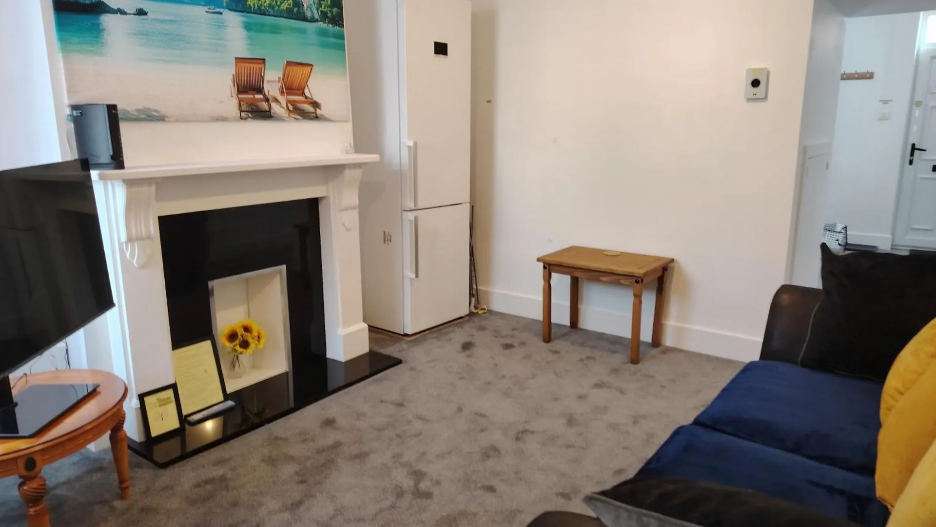 Holiday home Lucky 15 - Ideal For Trade & Family - 2 Bedrooms - 2 Beds - Max 4 Guests - Close To Bae, Docks, District, Beaches
