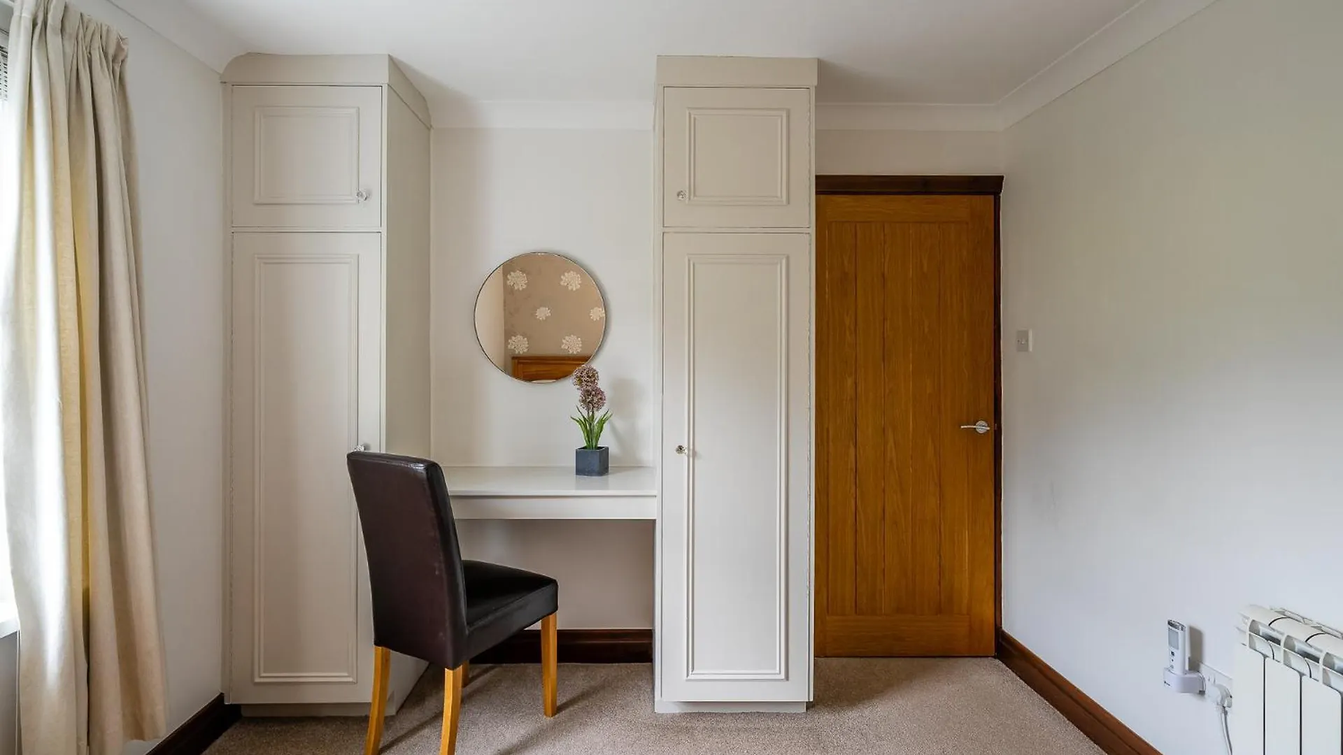 Acorn 1 Apartment