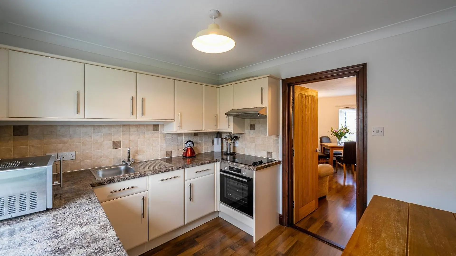 Acorn 1 Apartment *