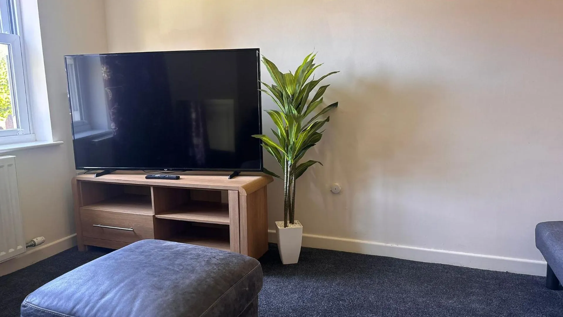 Vakantiehuis Spacious Luxurious Serviced 6