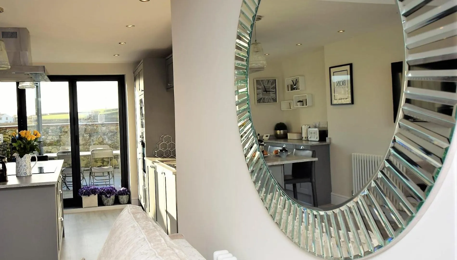 2 Bed In 73154