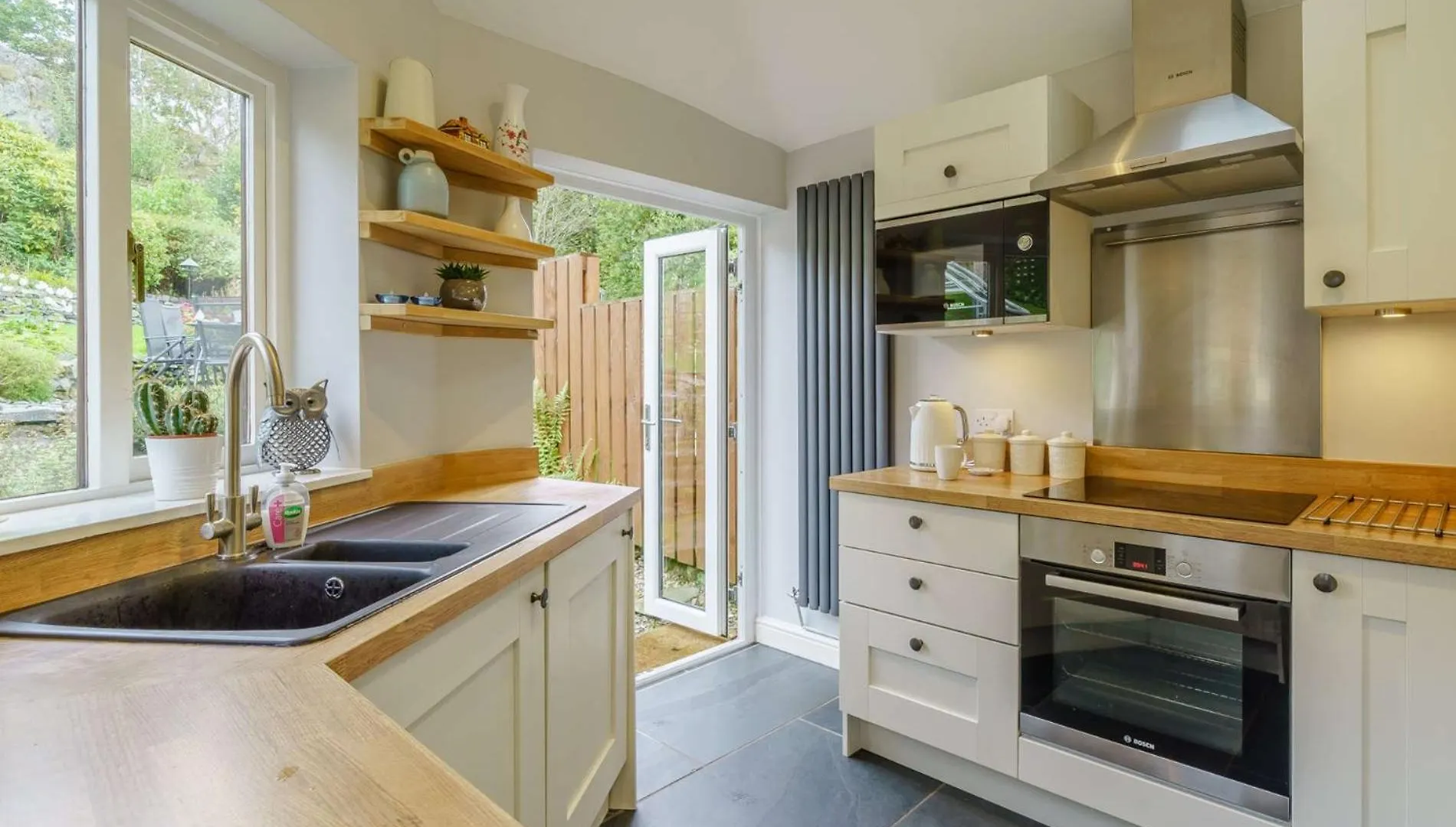 3 Bed In 85686 Holiday home *