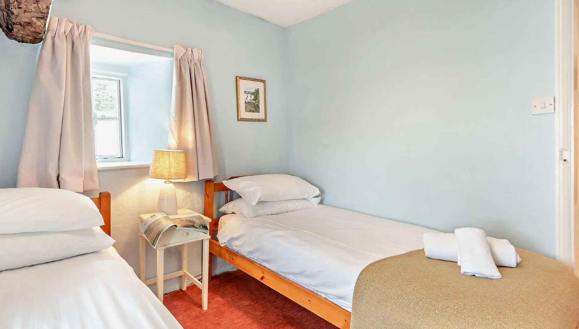 3 Bed In Village Llh39 *