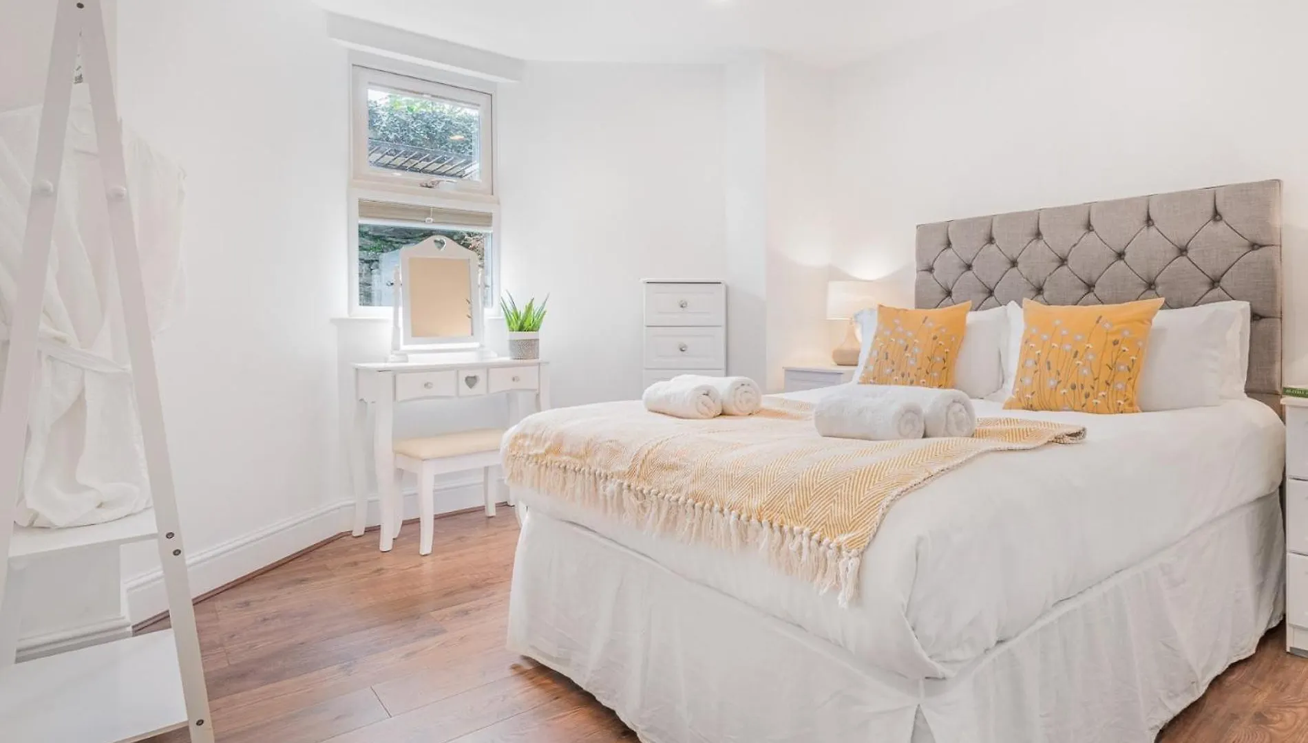 2 Bed In Windermere 78288 *