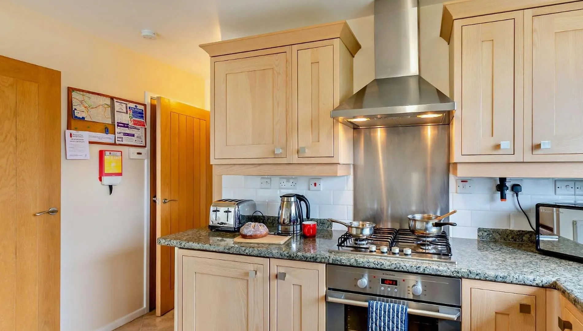 2 Bed In Keswick Sz008 Holiday home *