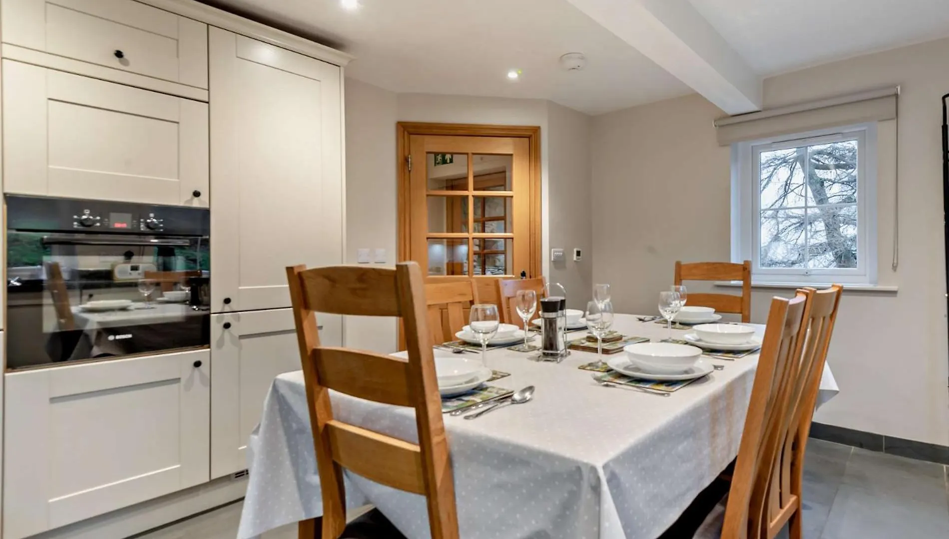 3 Bed In Sz247 Dockray